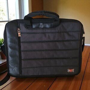 SwissGear Black Professional Laptop Bag with Quilted Design Messenger Bag unisex